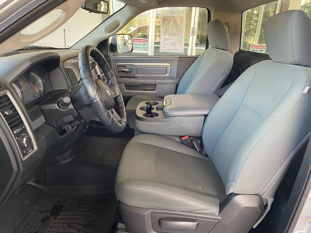 RAM 1500 2WD Reg Cab 120.5" Tradesman 2016