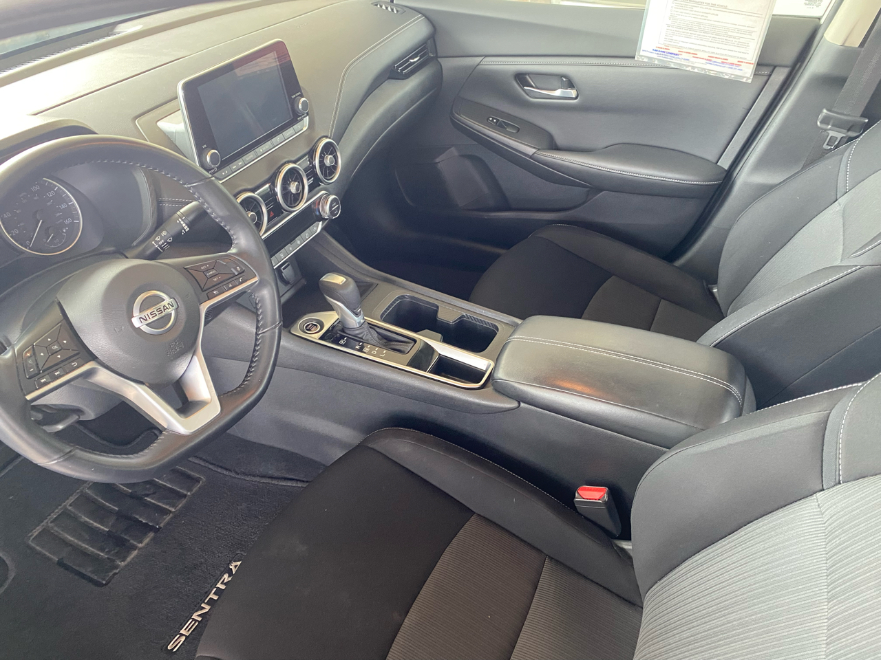 Nissan Sentra SV CVT 2021