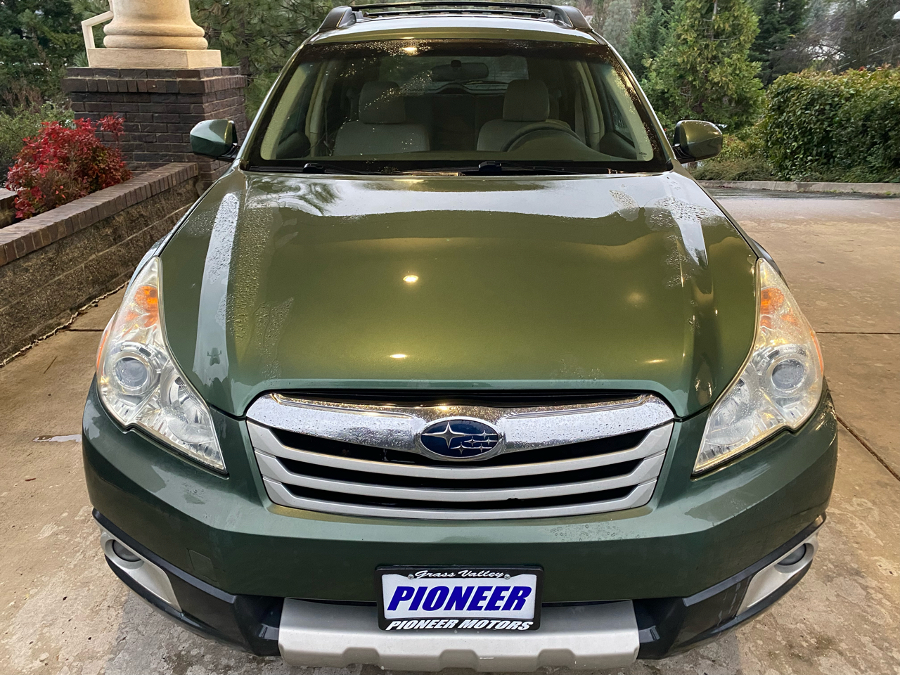 Subaru Outback 4dr Wgn H4 Auto 2.5i Prem 2011