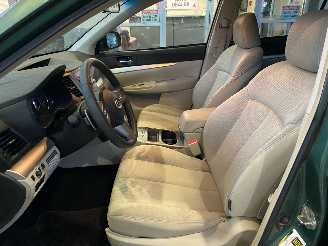 Subaru Outback 4dr Wgn H4 Auto 2.5i Prem 2011