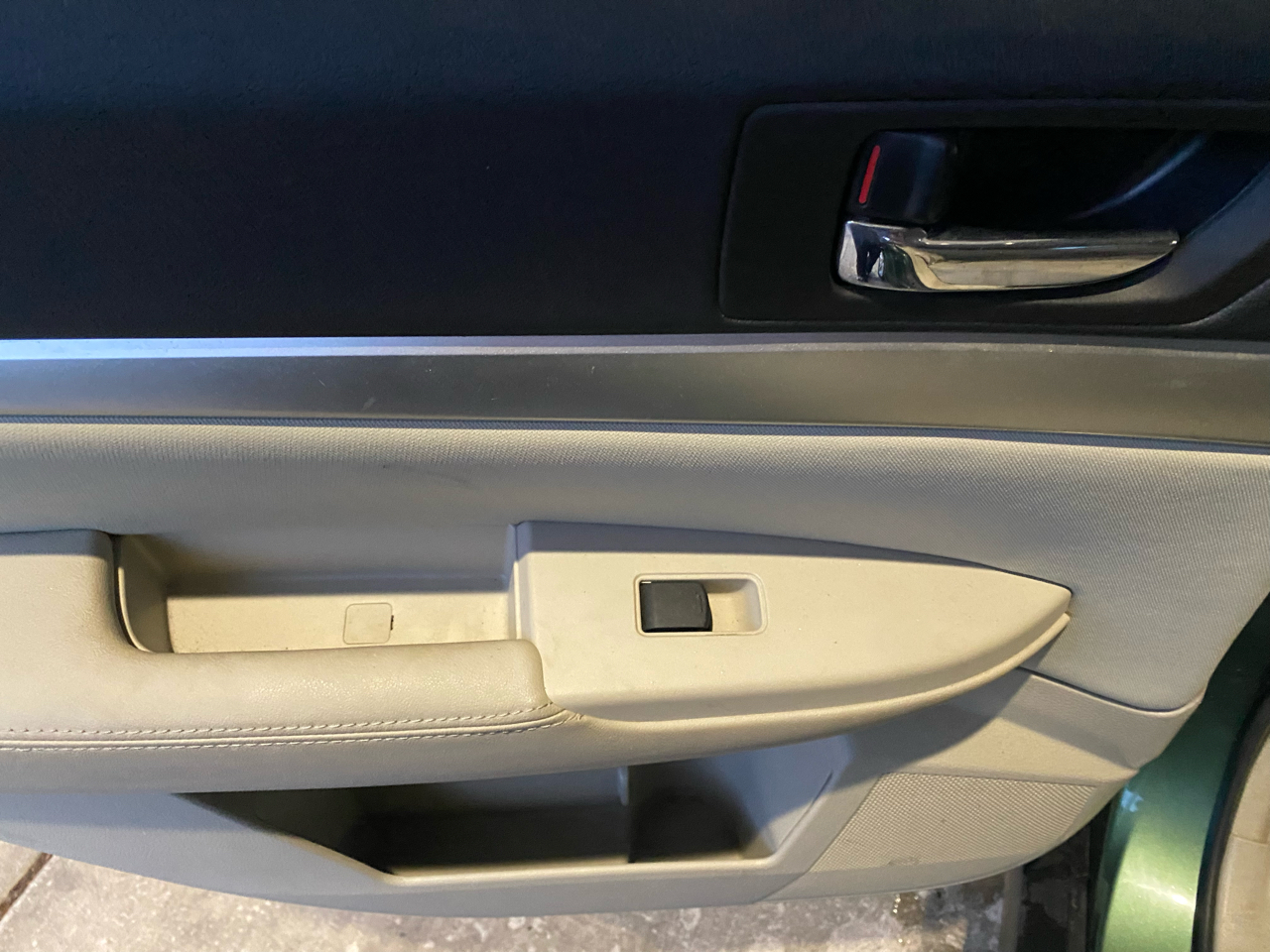 Subaru Outback 4dr Wgn H4 Auto 2.5i Prem 2011