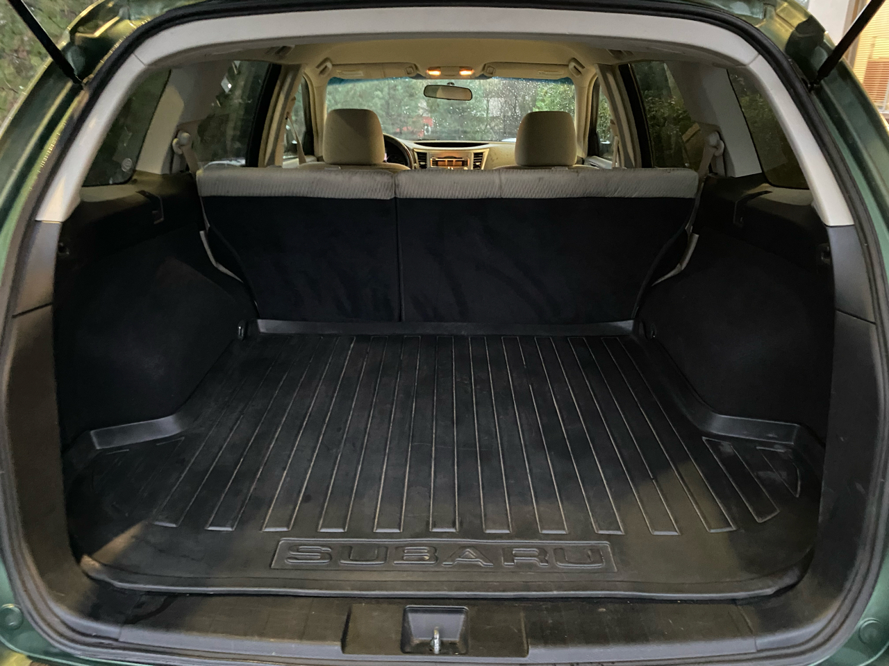 Subaru Outback 4dr Wgn H4 Auto 2.5i Prem 2011