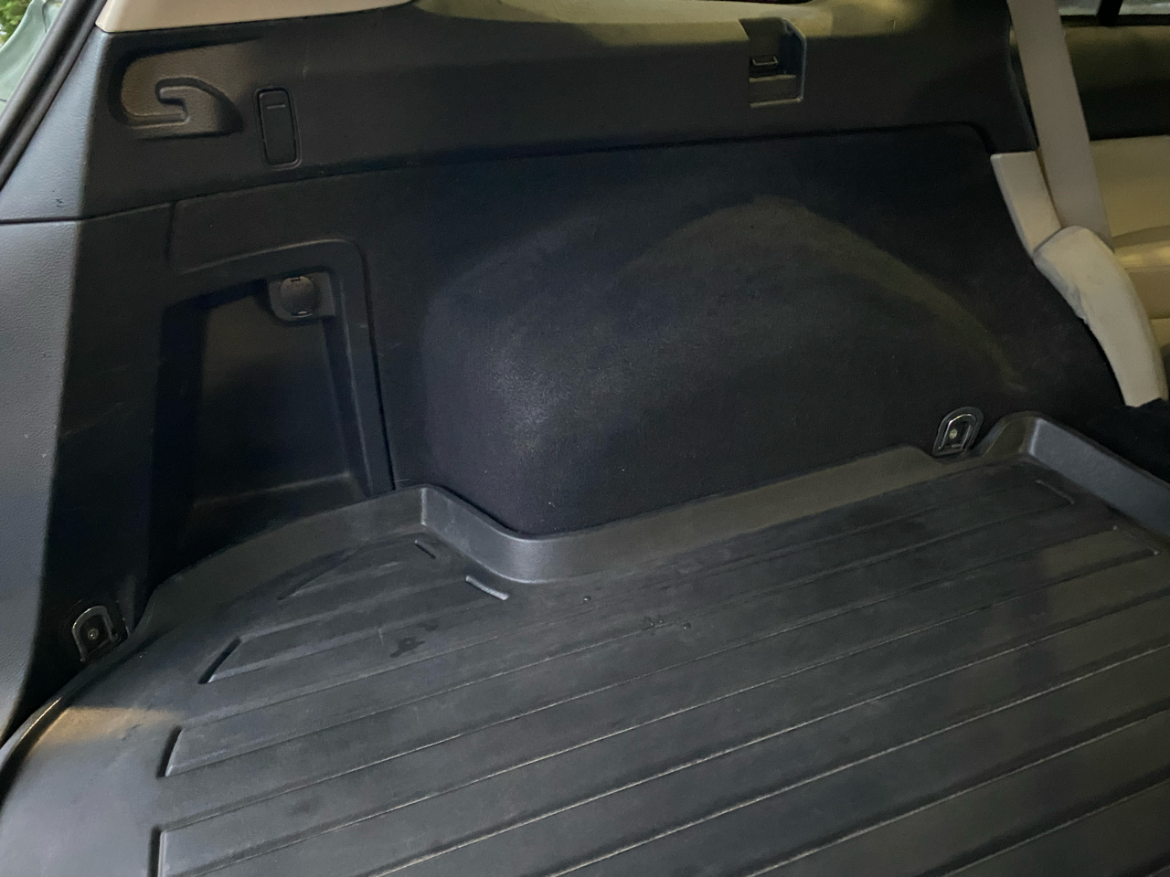 Subaru Outback 4dr Wgn H4 Auto 2.5i Prem 2011