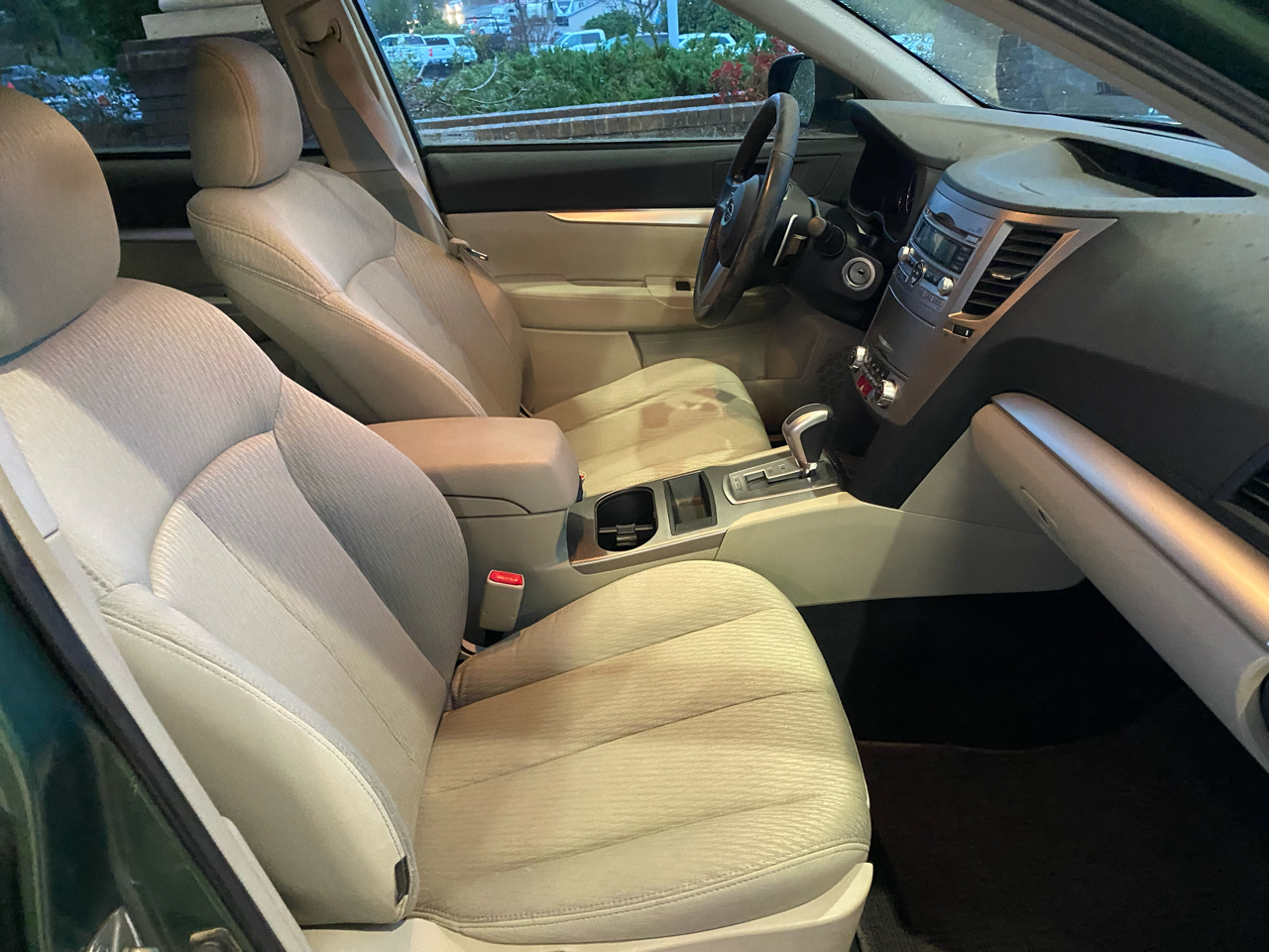 Subaru Outback 4dr Wgn H4 Auto 2.5i Prem 2011