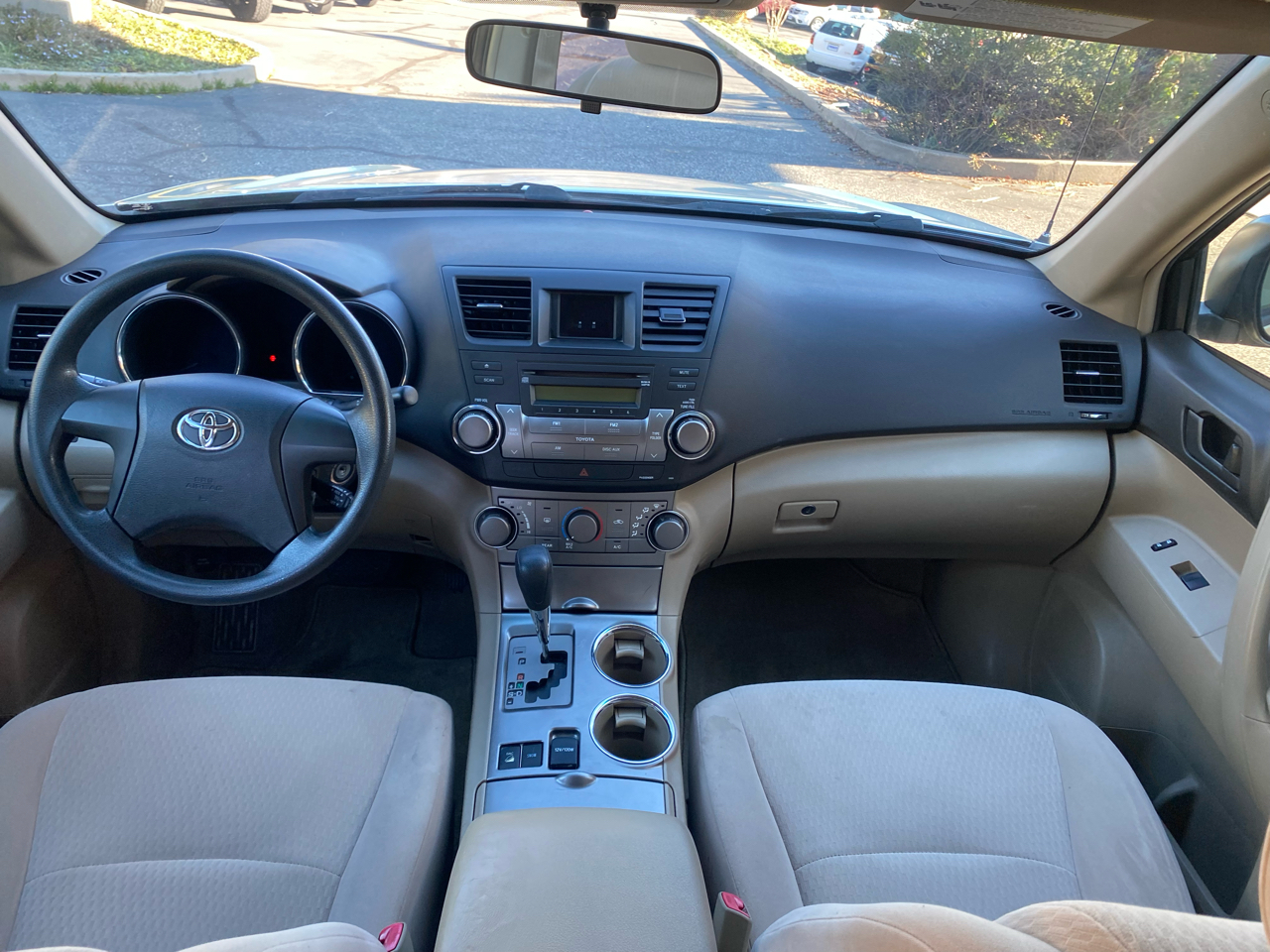 Toyota Highlander 4WD 4dr V6 w/3rd Row (Natl) 2010