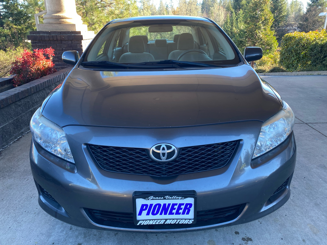 Toyota Corolla 4dr Sdn LE Auto 2009