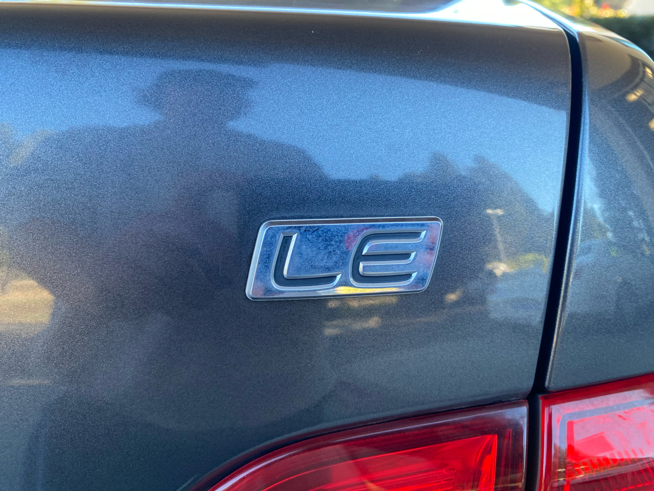 Toyota Corolla 4dr Sdn LE Auto 2009