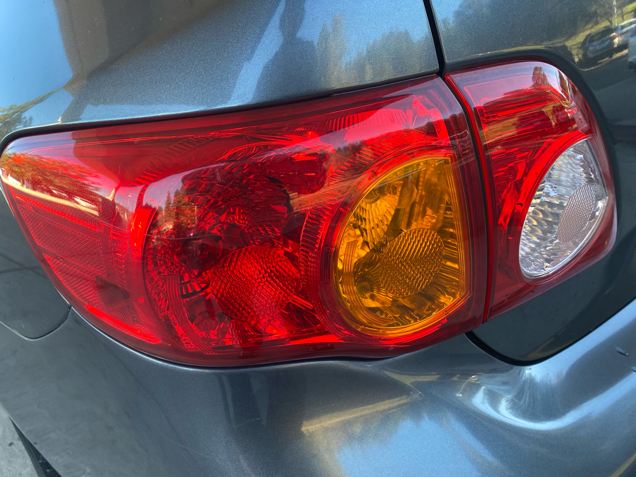 Toyota Corolla 4dr Sdn LE Auto 2009