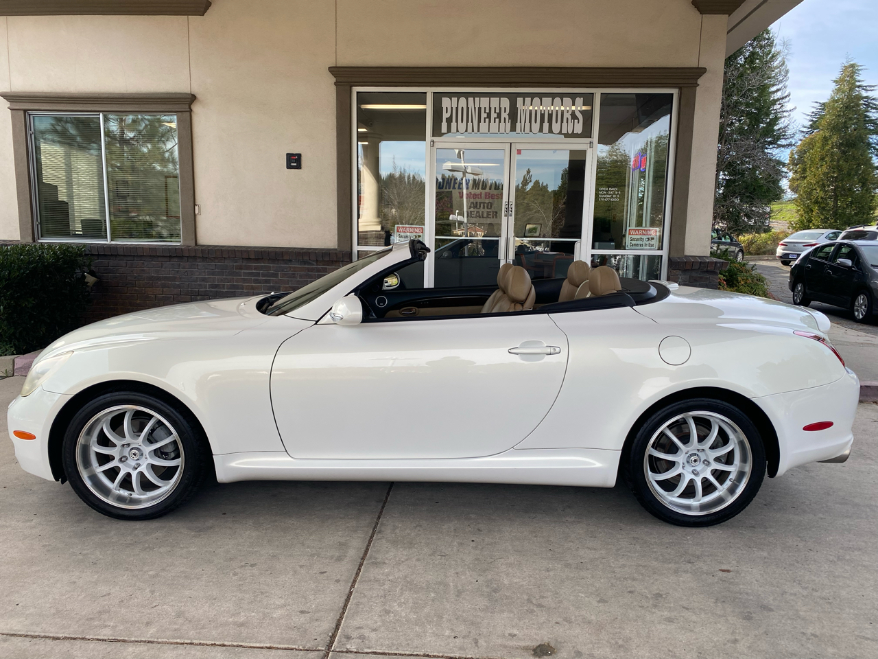 Lexus SC 430 2dr Convertible 2006