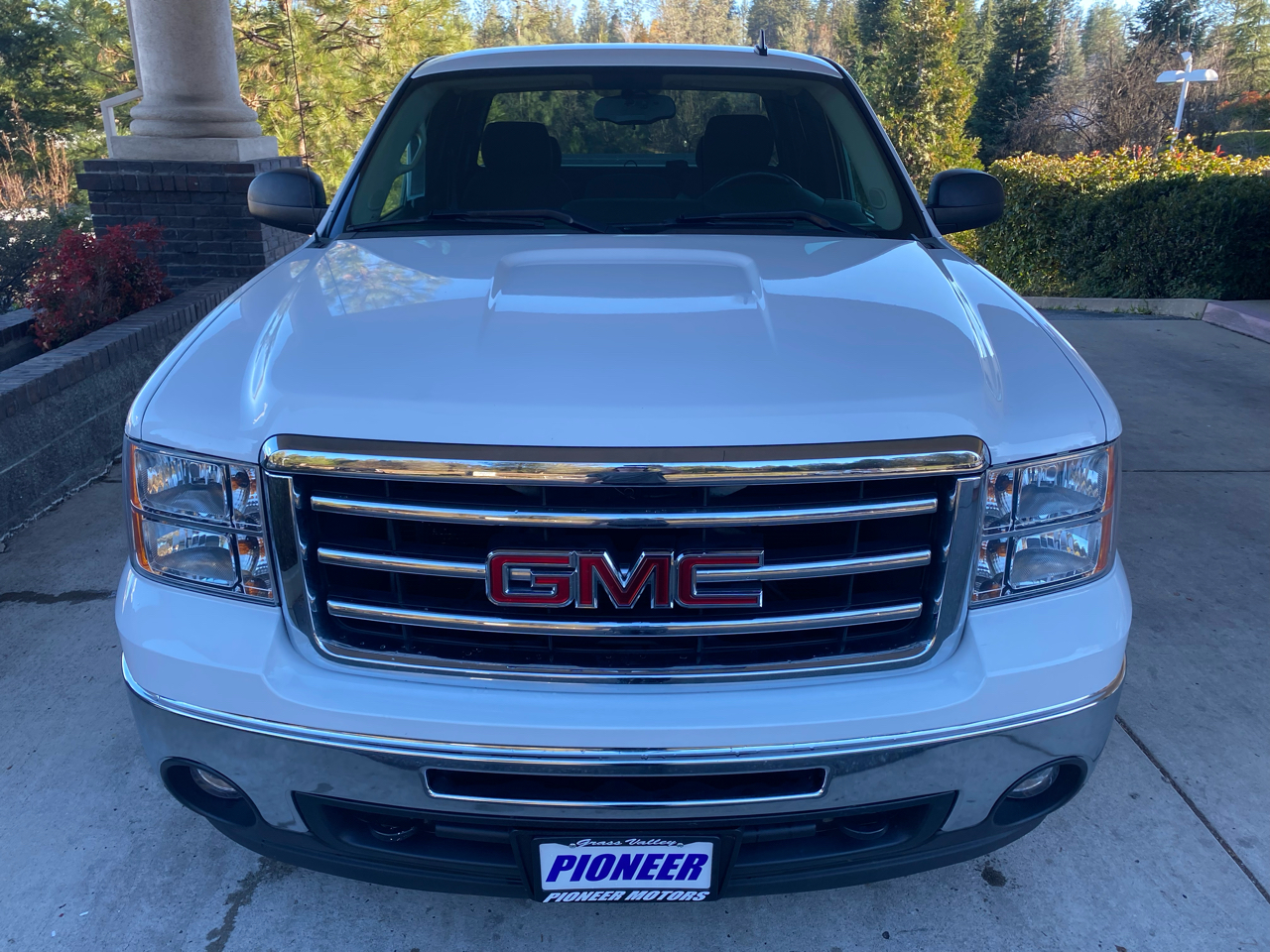GMC Sierra 1500 4WD Ext Cab 143.5" SLE 2012