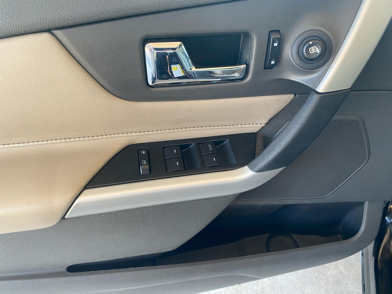 Ford Edge SEL FWD 2013