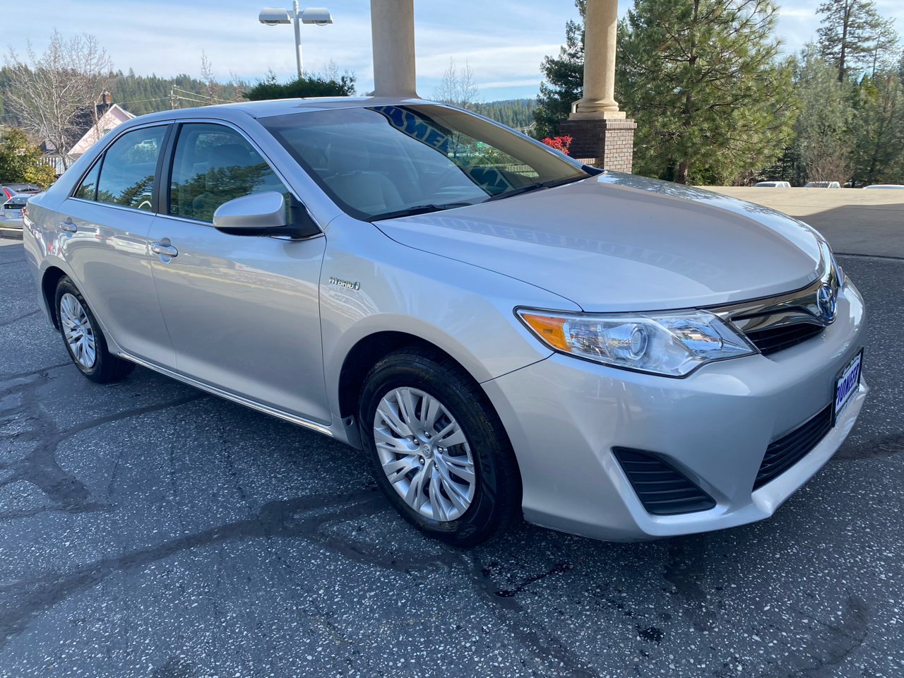 Toyota Camry Hybrid  2013