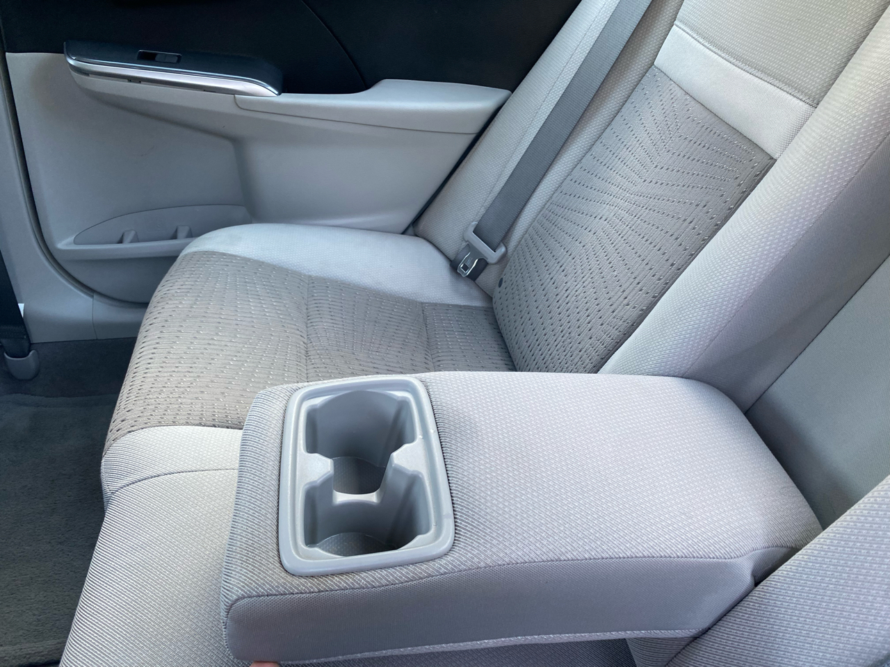 Toyota Camry Hybrid  2013