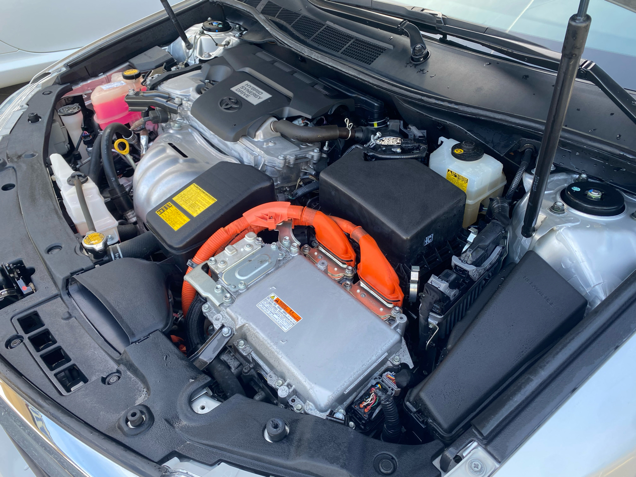 Toyota Camry Hybrid  2013