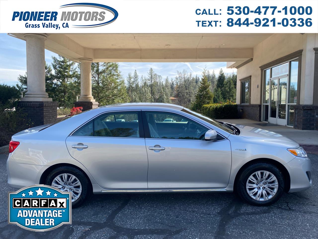 2013 Toyota Camry Hybrid 4dr Sdn LE