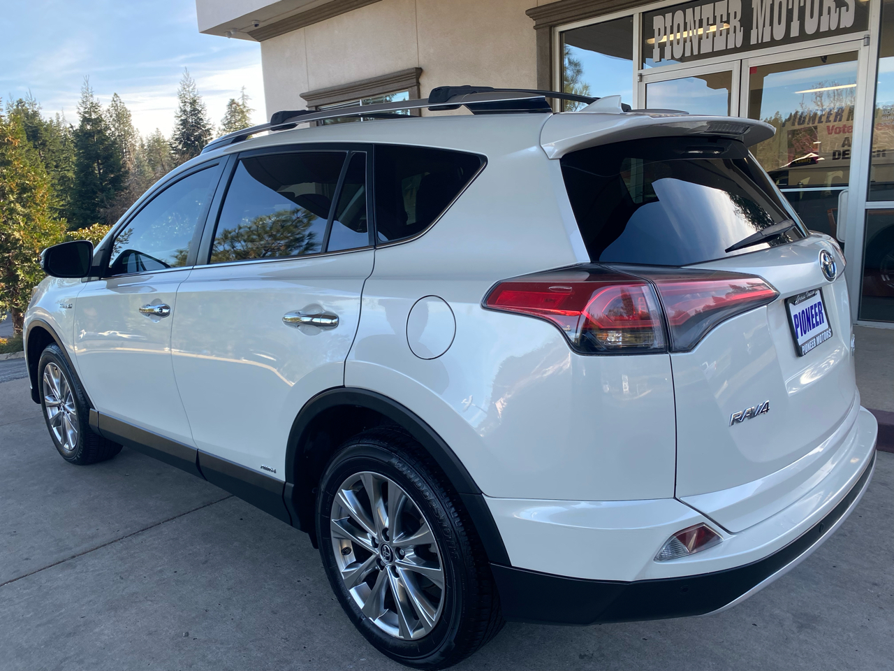 Toyota RAV4 Hybrid  2016