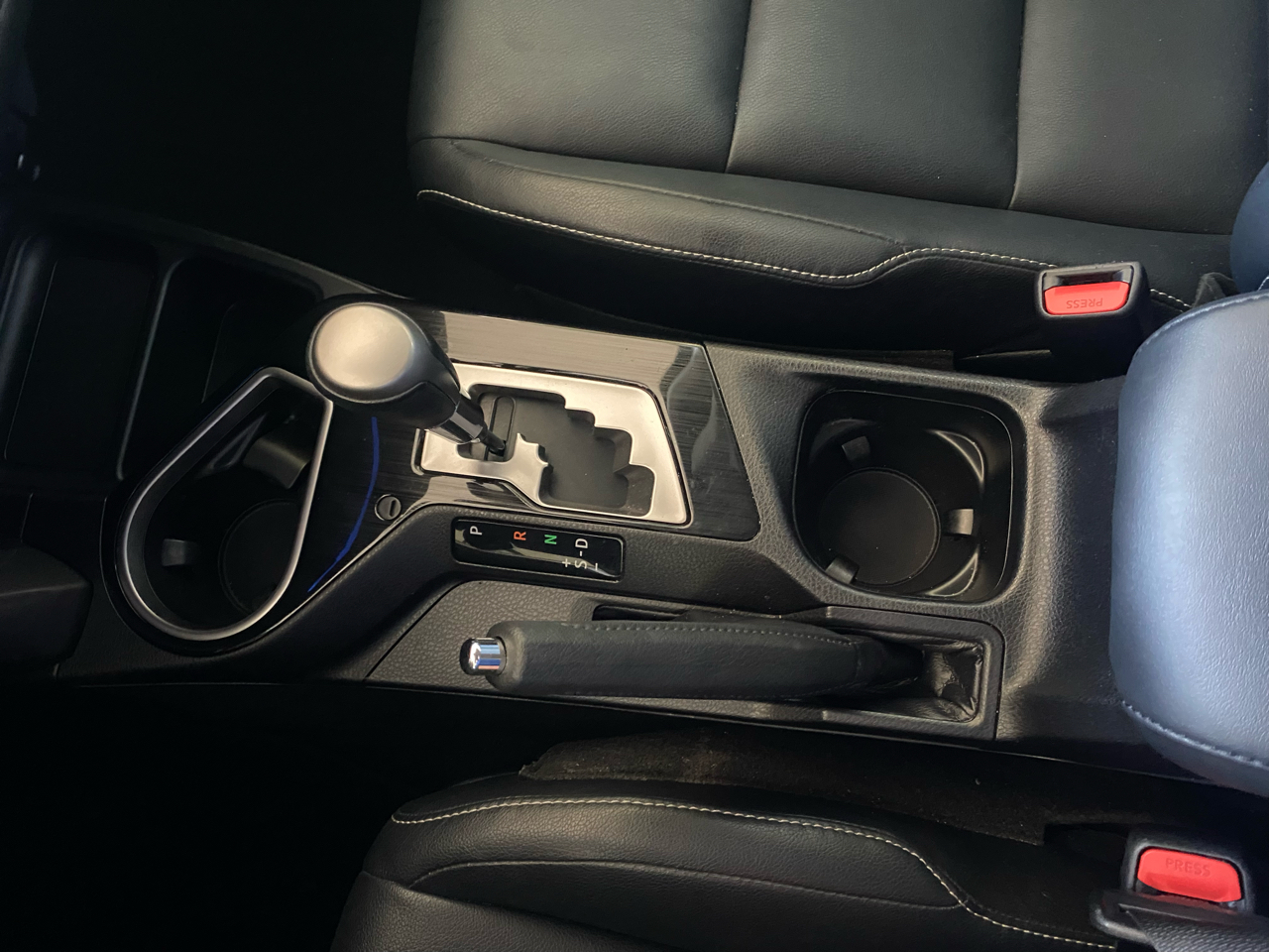 Toyota RAV4 Hybrid  2016