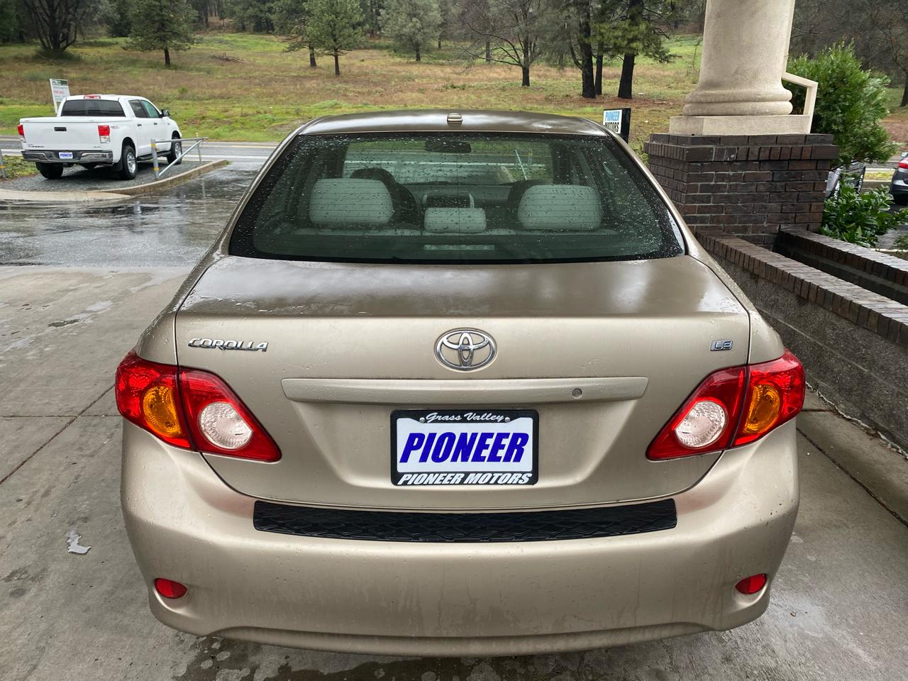Toyota Corolla  2009