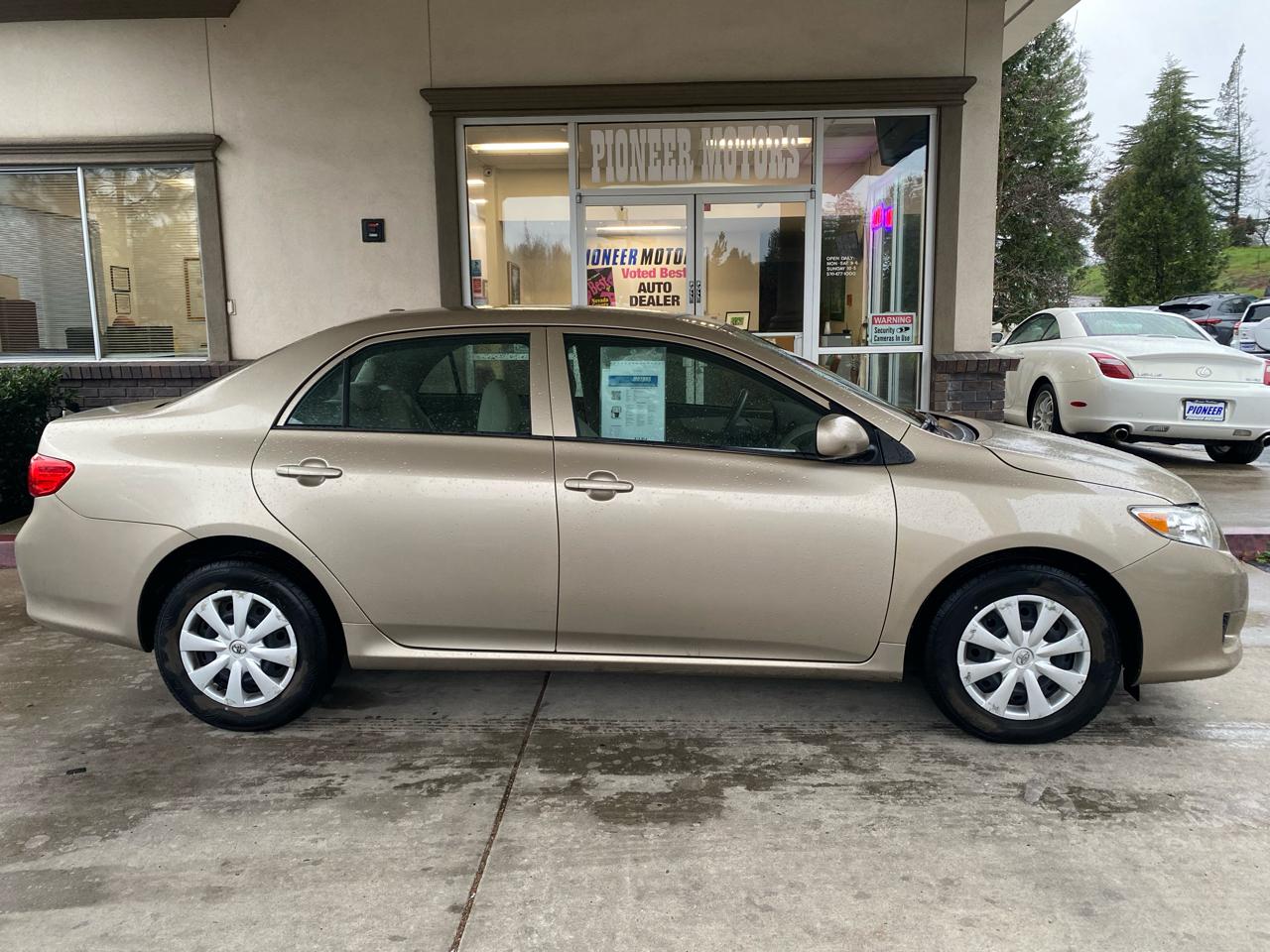 Toyota Corolla  2009