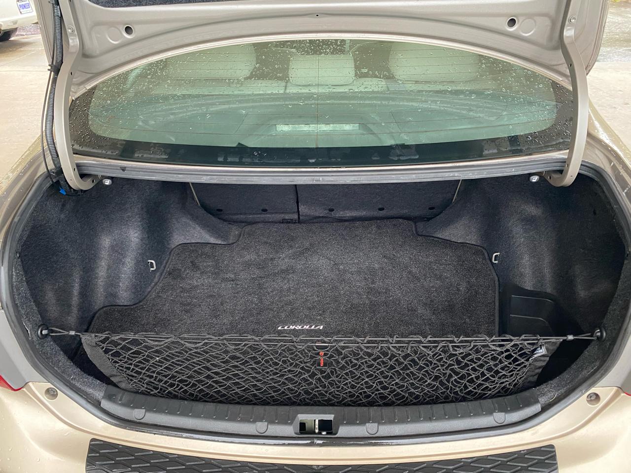 Toyota Corolla  2009