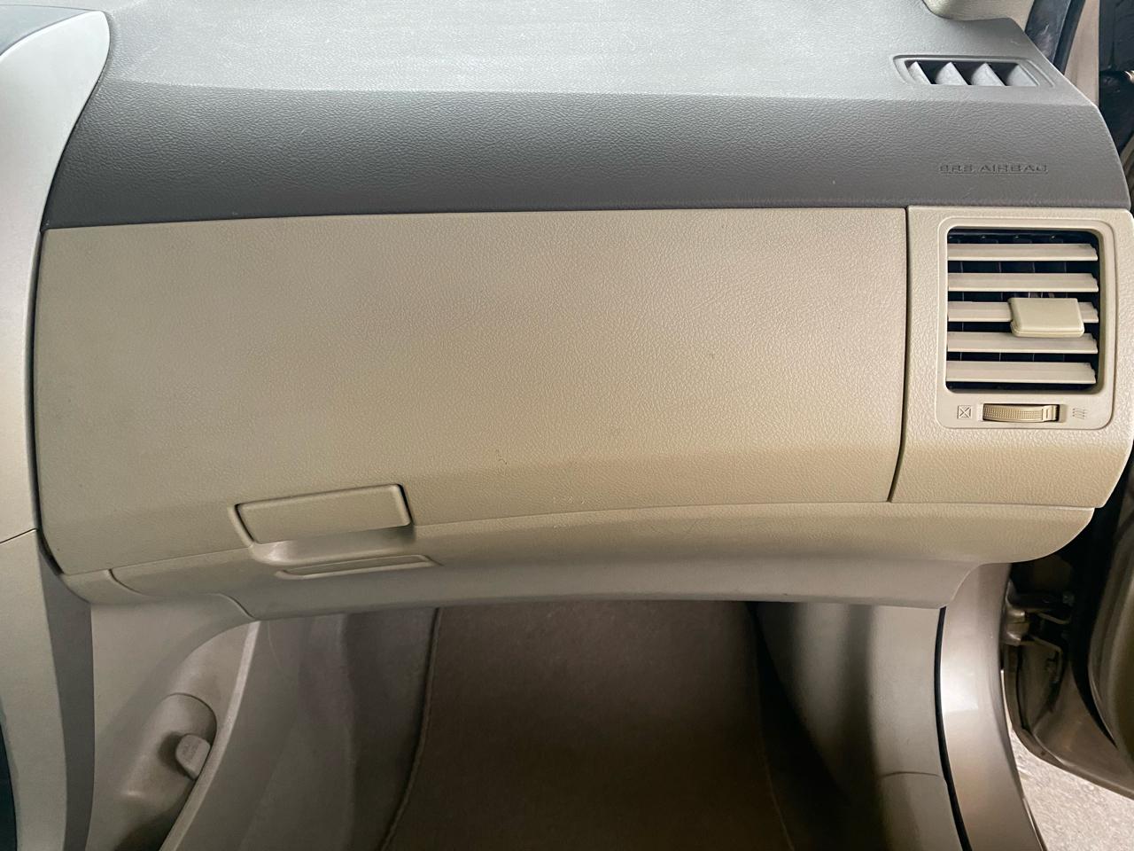 Toyota Corolla  2009