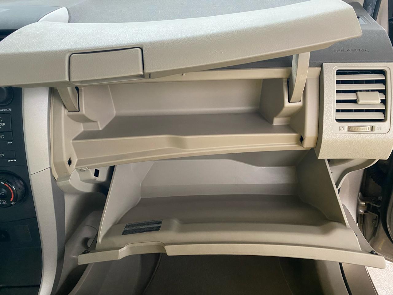 Toyota Corolla  2009