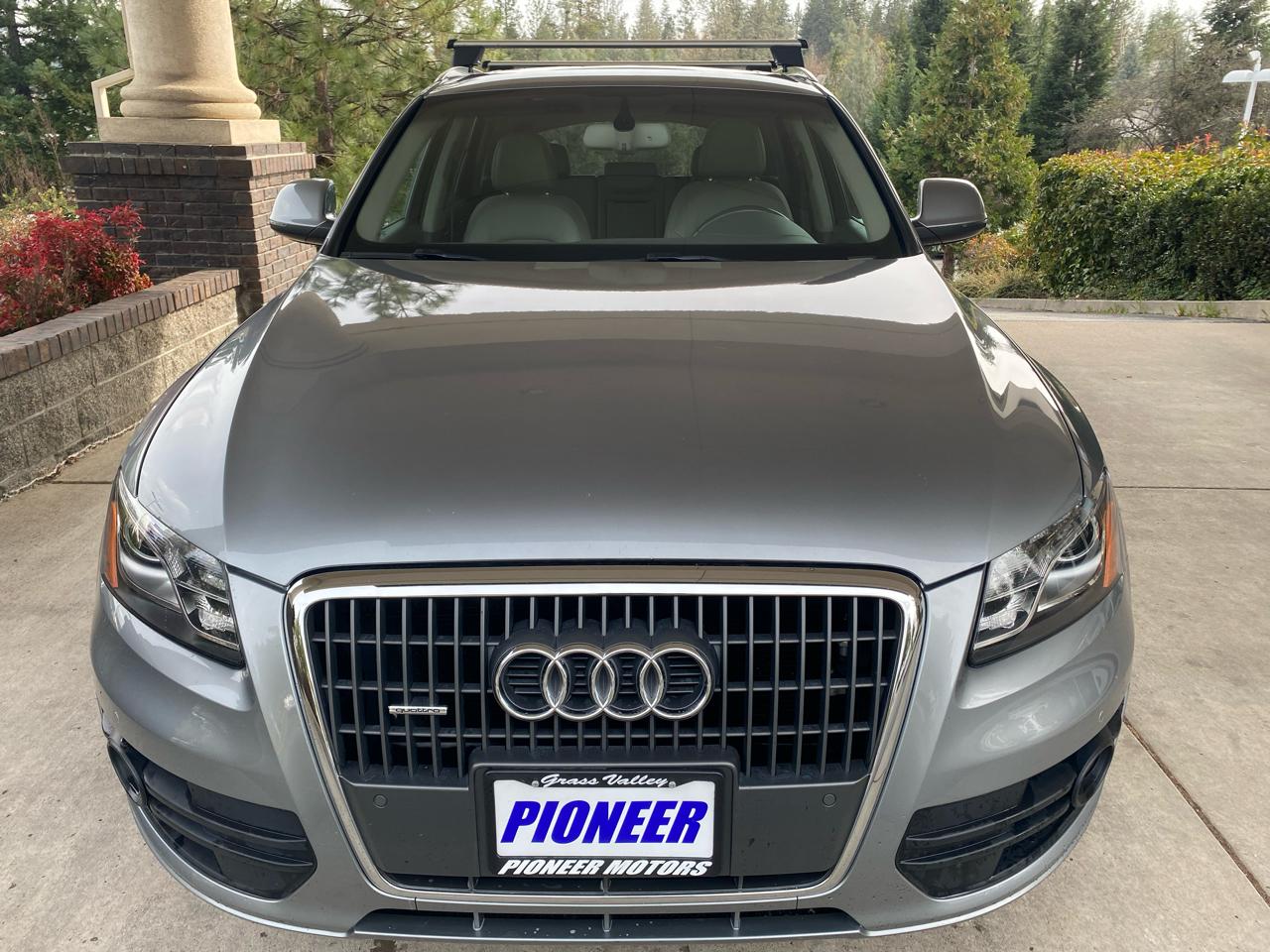 Audi Q5 quattro 4dr 2.0T Premium Plus 2011