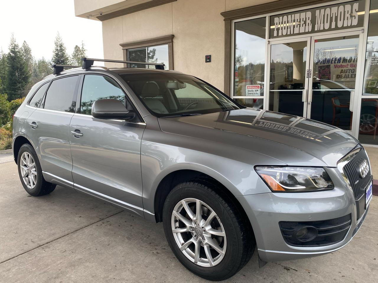 Audi Q5 quattro 4dr 2.0T Premium Plus 2011