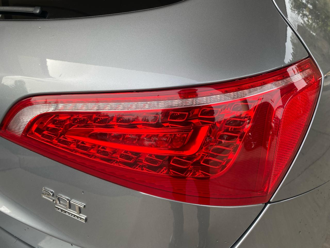 Audi Q5 quattro 4dr 2.0T Premium Plus 2011