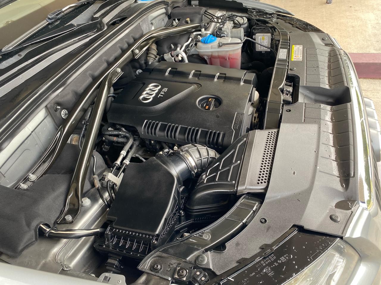 Audi Q5 quattro 4dr 2.0T Premium Plus 2011