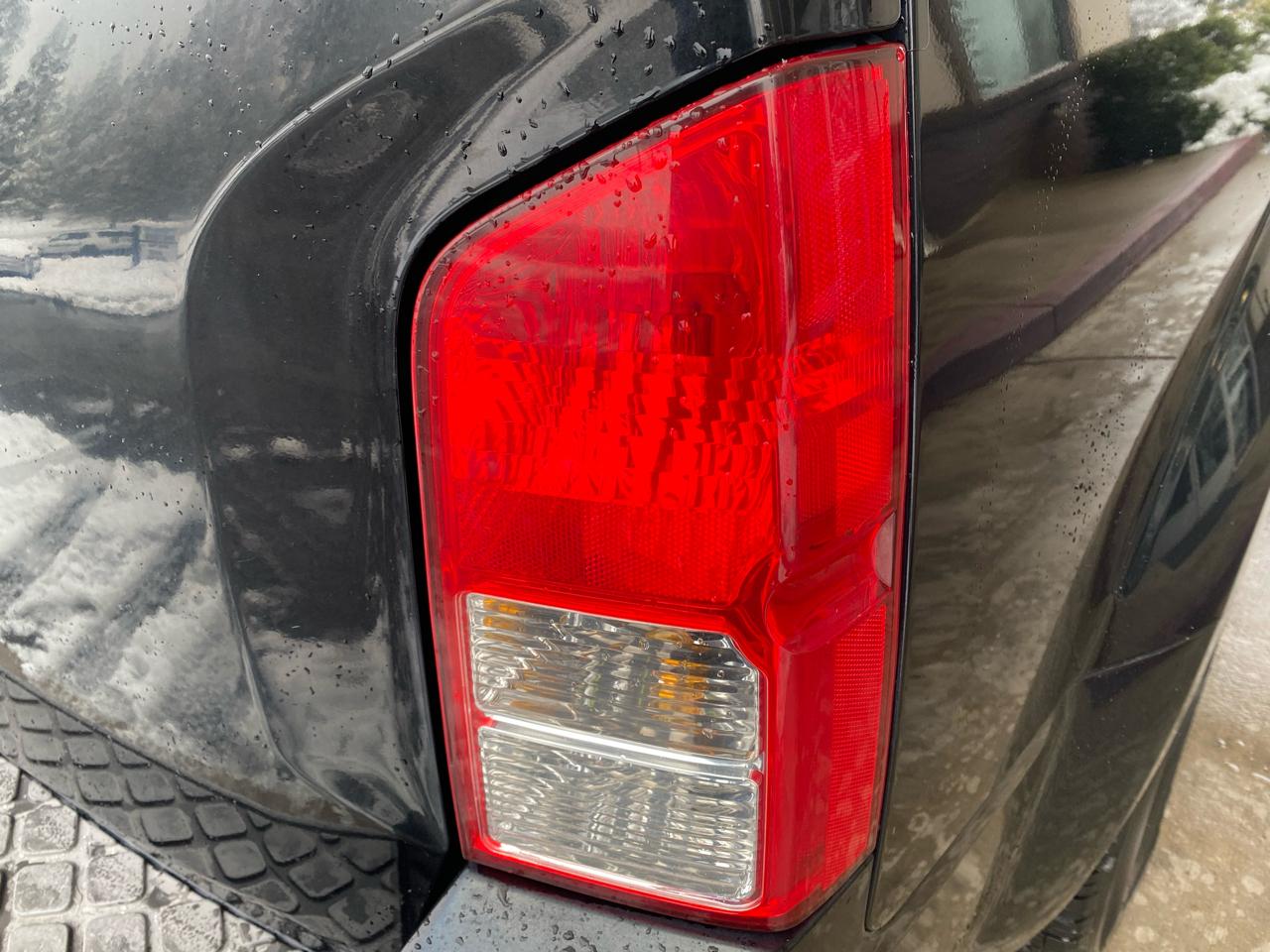 Nissan Pathfinder 2WD 4dr V6 LE 2009