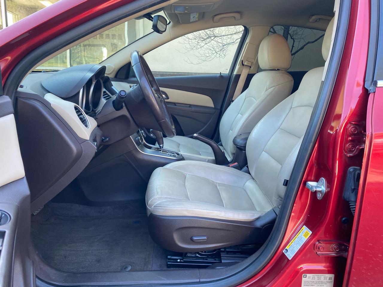 Chevrolet Cruze 4dr Sdn LT w/2LT 2012