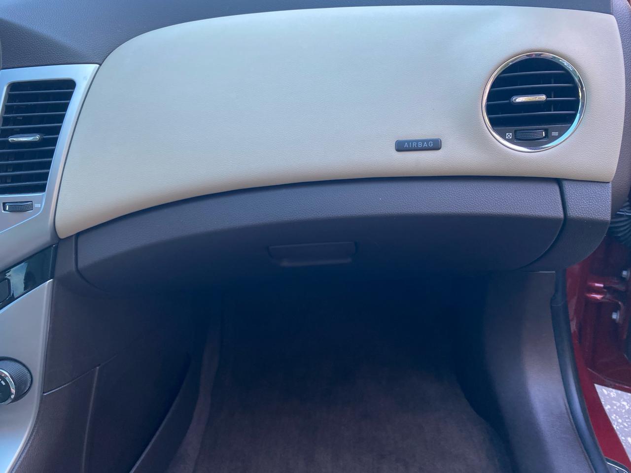 Chevrolet Cruze 4dr Sdn LT w/2LT 2012