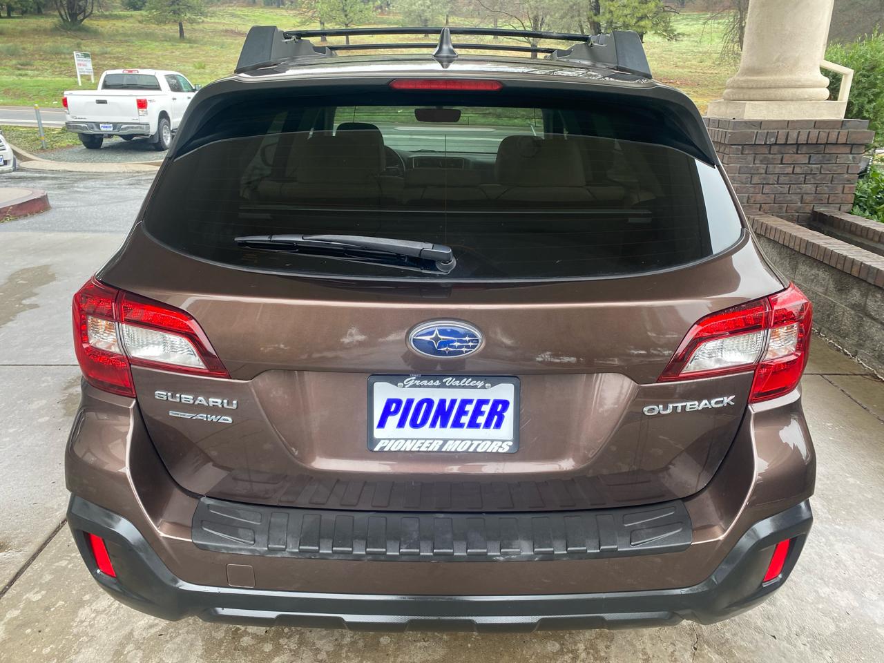 Subaru Outback 2.5i Premium 2019