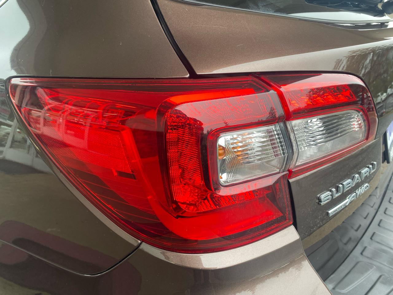 Subaru Outback 2.5i Premium 2019