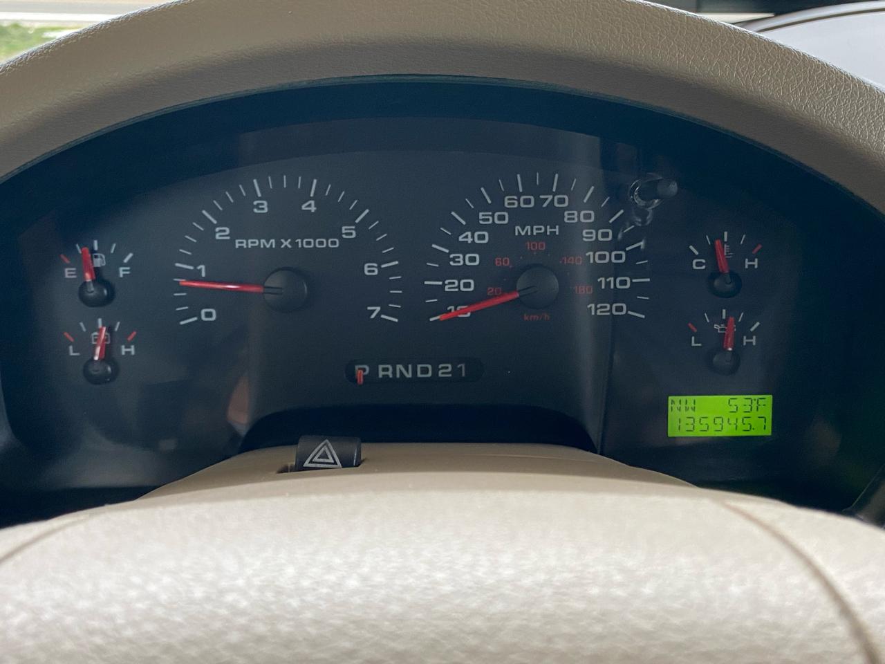 Ford F-150 Supercab 133" XLT 2005