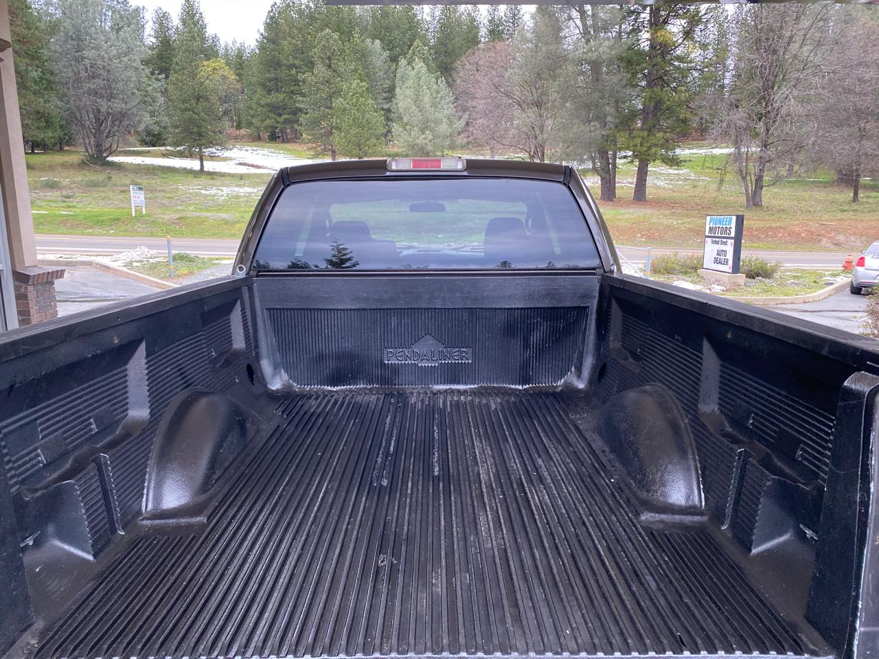 Ford F-150 Supercab 133" XLT 2005