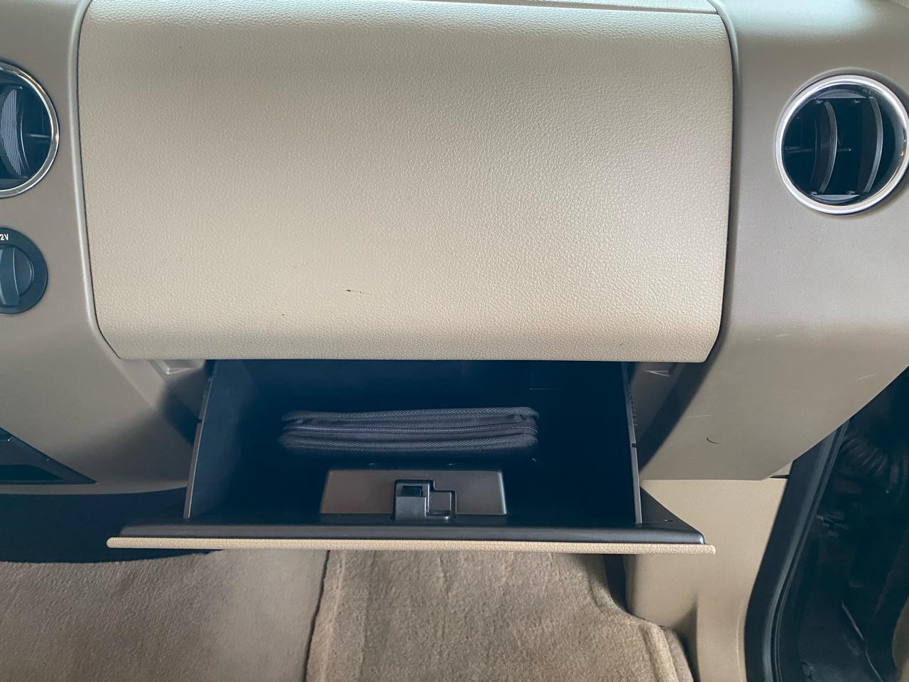 Ford F-150 Supercab 133" XLT 2005