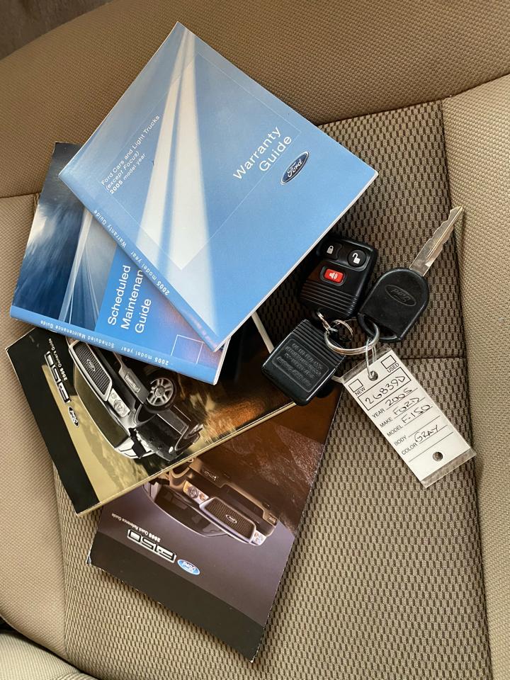 Ford F-150 Supercab 133" XLT 2005