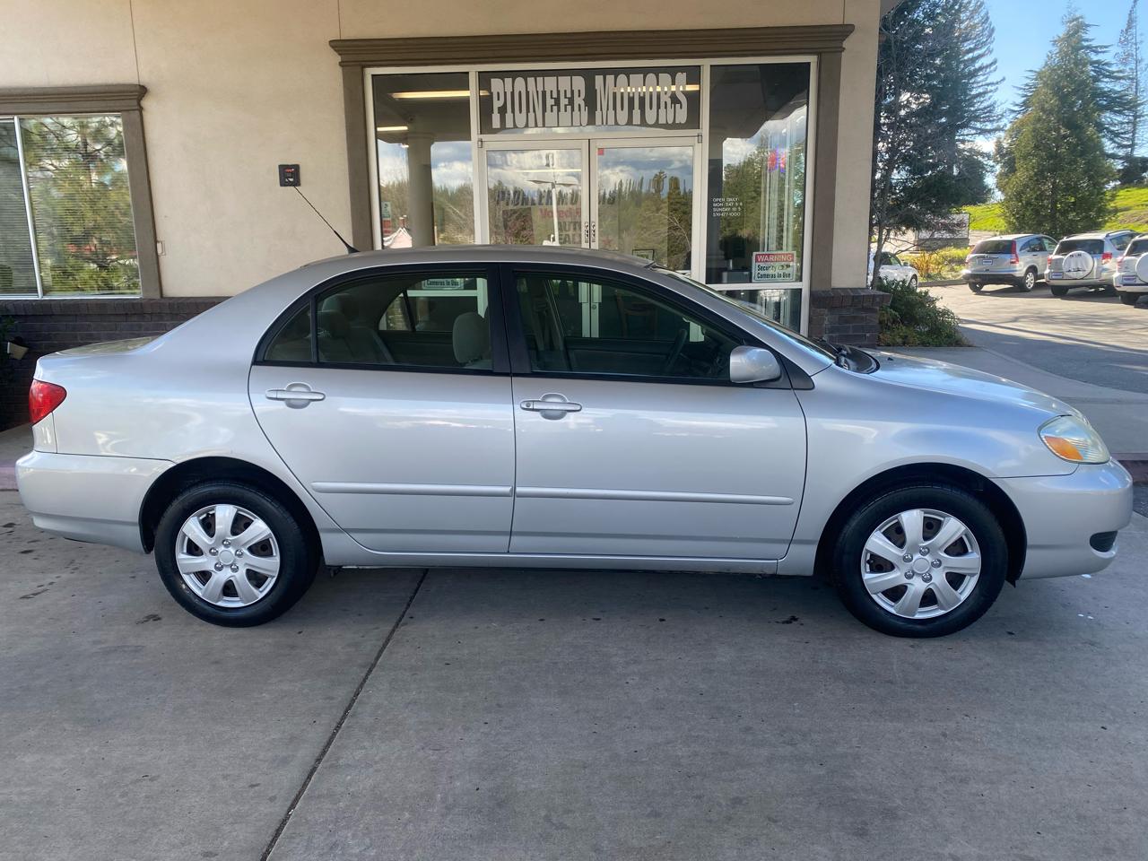 Toyota Corolla LE 2006