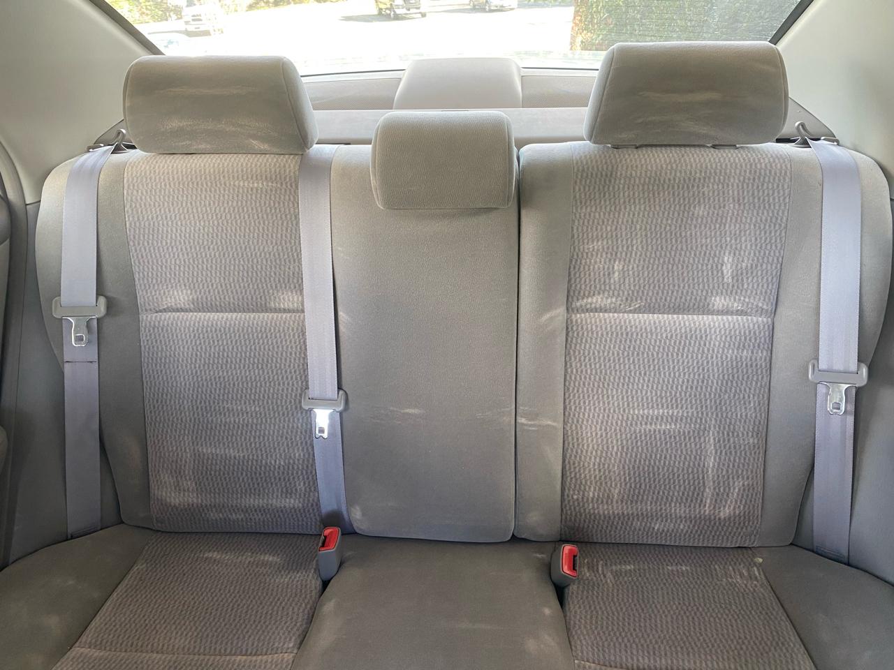 Toyota Corolla LE 2006