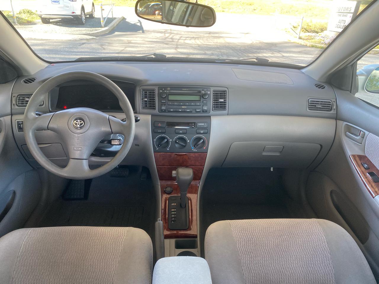 Toyota Corolla LE 2006