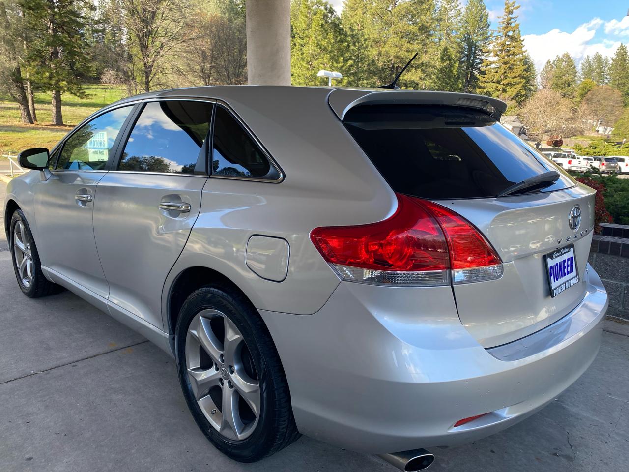 Toyota Venza 4dr Wgn V6 AWD (Natl) 2009