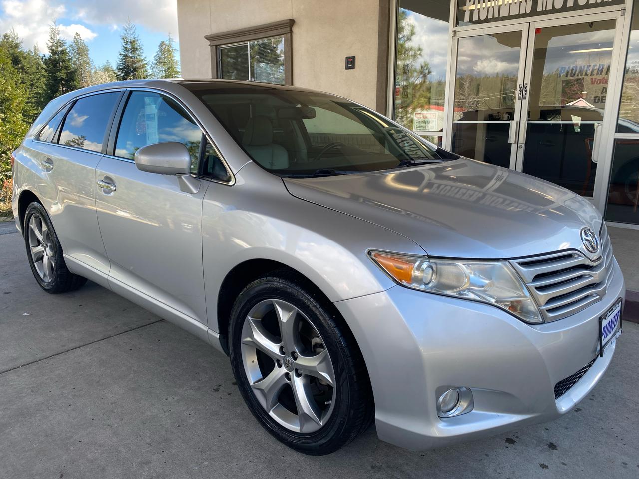 Toyota Venza 4dr Wgn V6 AWD (Natl) 2009