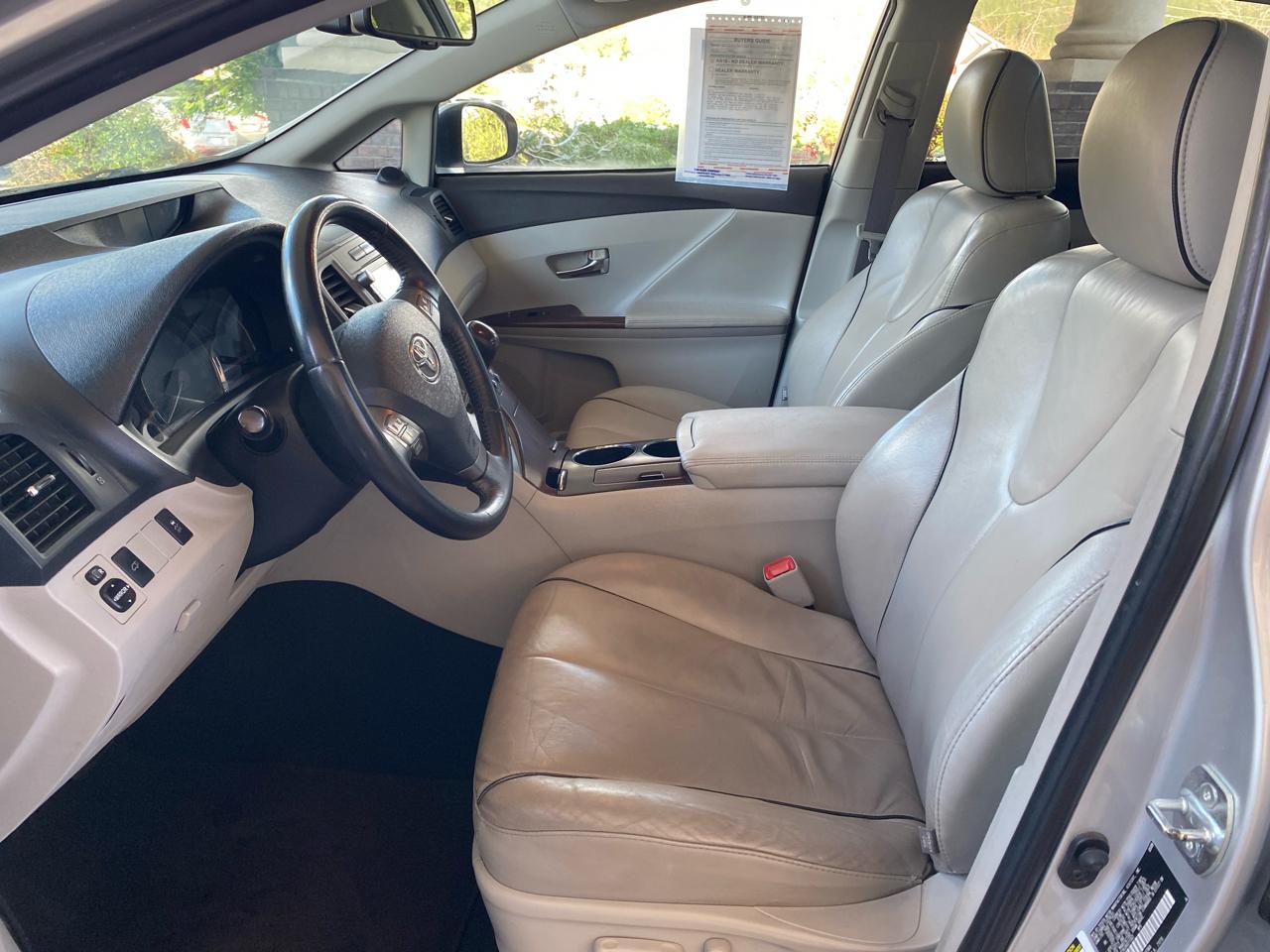 Toyota Venza 4dr Wgn V6 AWD (Natl) 2009