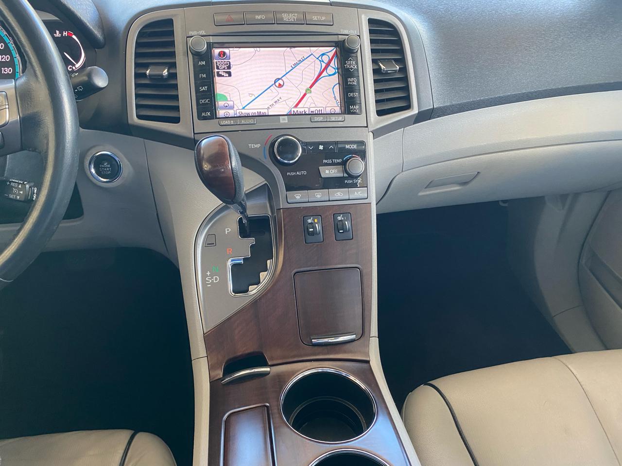 Toyota Venza 4dr Wgn V6 AWD (Natl) 2009