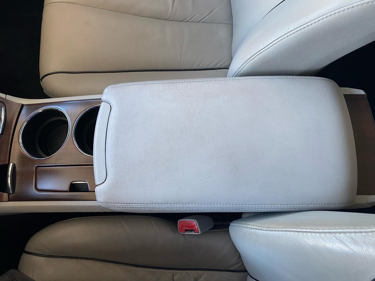 Toyota Venza 4dr Wgn V6 AWD (Natl) 2009