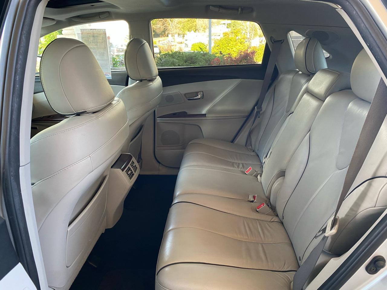 Toyota Venza 4dr Wgn V6 AWD (Natl) 2009