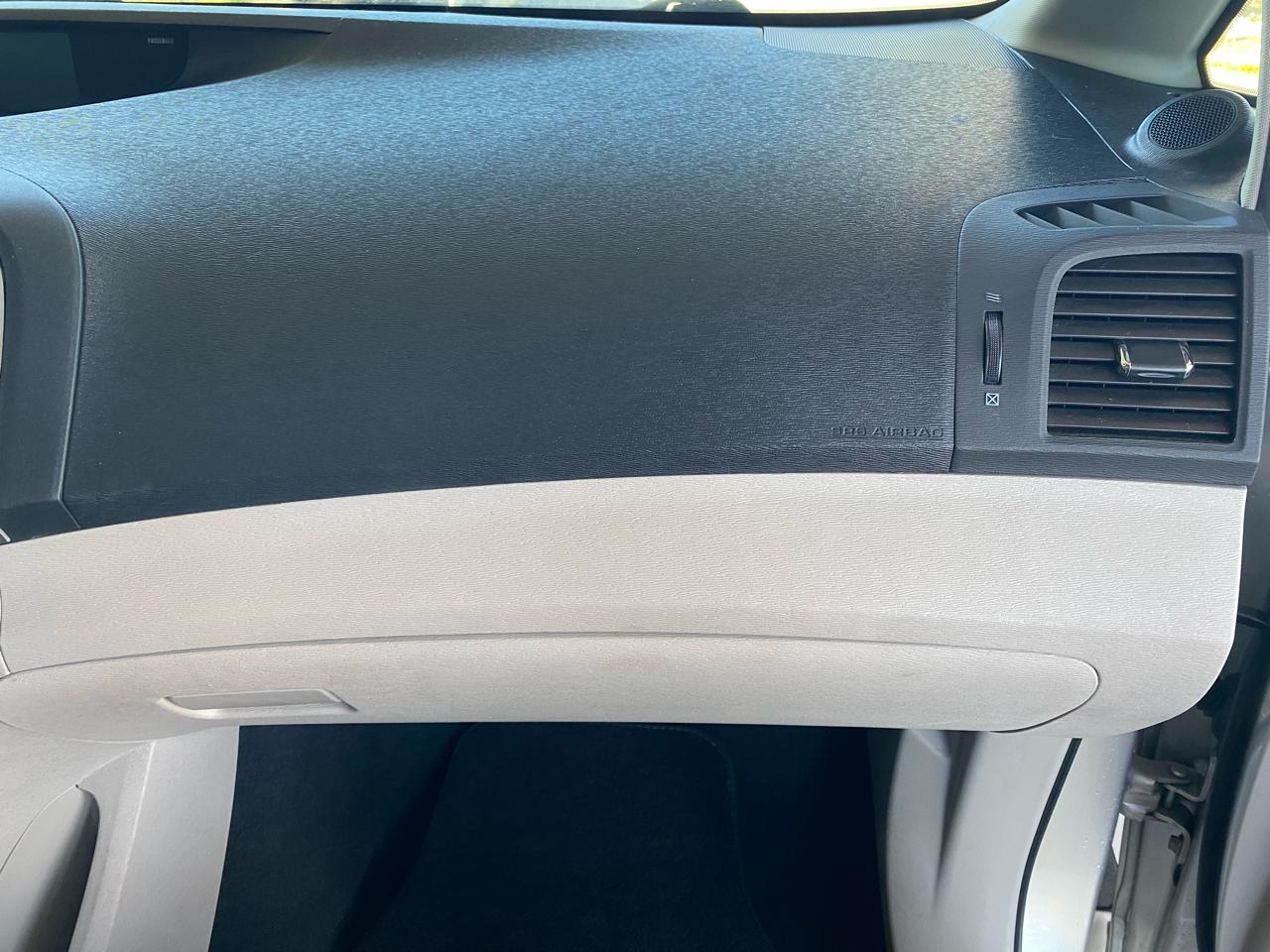 Toyota Venza 4dr Wgn V6 AWD (Natl) 2009