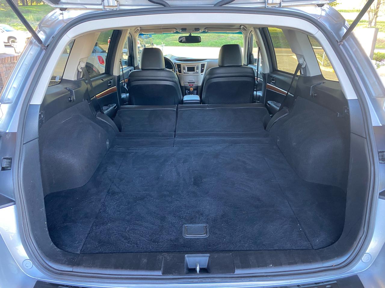 Subaru Outback Limited 4D Wagon AWD 2013